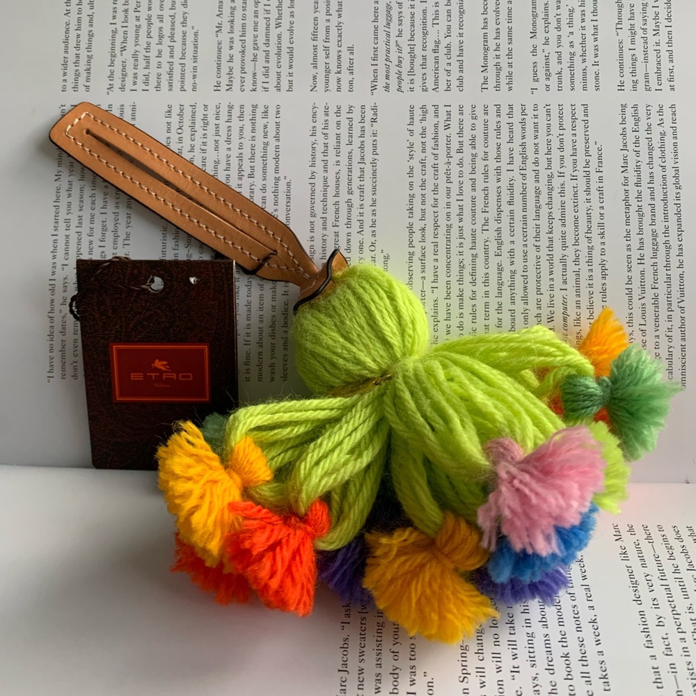 🌺🍀🌸 ETRO Pom-pom and tassel bag charm/keychain 🌸🍀🌺